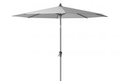 platinum parasol riva 270 lichtgrijs vrijstaand 247x165 - Platinum | Parasol Riva Ø270 cm | Lichtgrijs